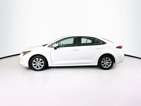 Used 2024 Toyota Corolla LE FWD image 4