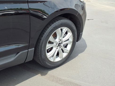 Used 2023 Ford Edge Titanium AWD/4WD image 30