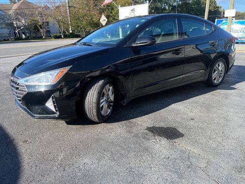 Used 2020 Hyundai Elantra Value Edition w/ Cargo Package (C1) image 4