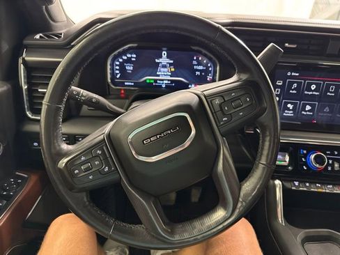 Used 2024 GMC Sierra 2500 Denali Ultimate AWD/4WD image 20