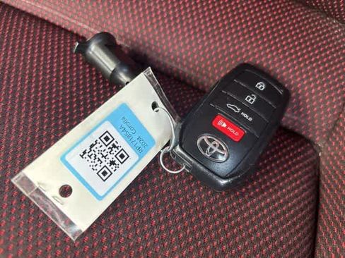 Used 2024 Toyota Corolla SE FWD image 24