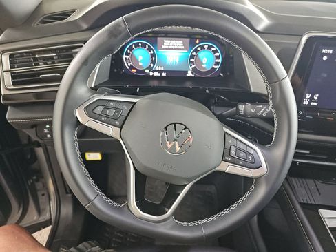 Used 2026 Volkswagen Atlas Cross Sport SE AWD/4WD image 15