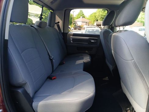 Used 2020 RAM 1500 Classic SLT AWD/4WD image 13