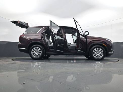 Used 2023 Hyundai Palisade SEL w/ Cargo Package image 34