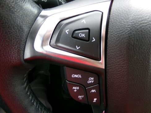 Used 2023 Ford Edge SEL w/ Convenience Package AWD/4WD image 16