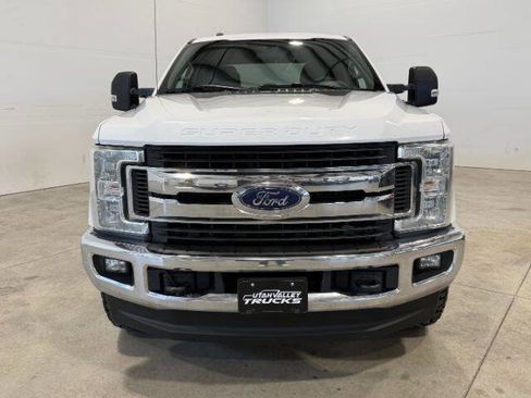 Used 2017 Ford F350 XLT w/ XLT Value Package AWD/4WD image 3