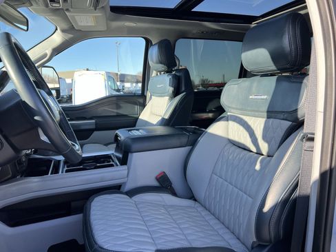 Used 2024 Ford F450 Limited w/ FX4 Off-Road Package image 13