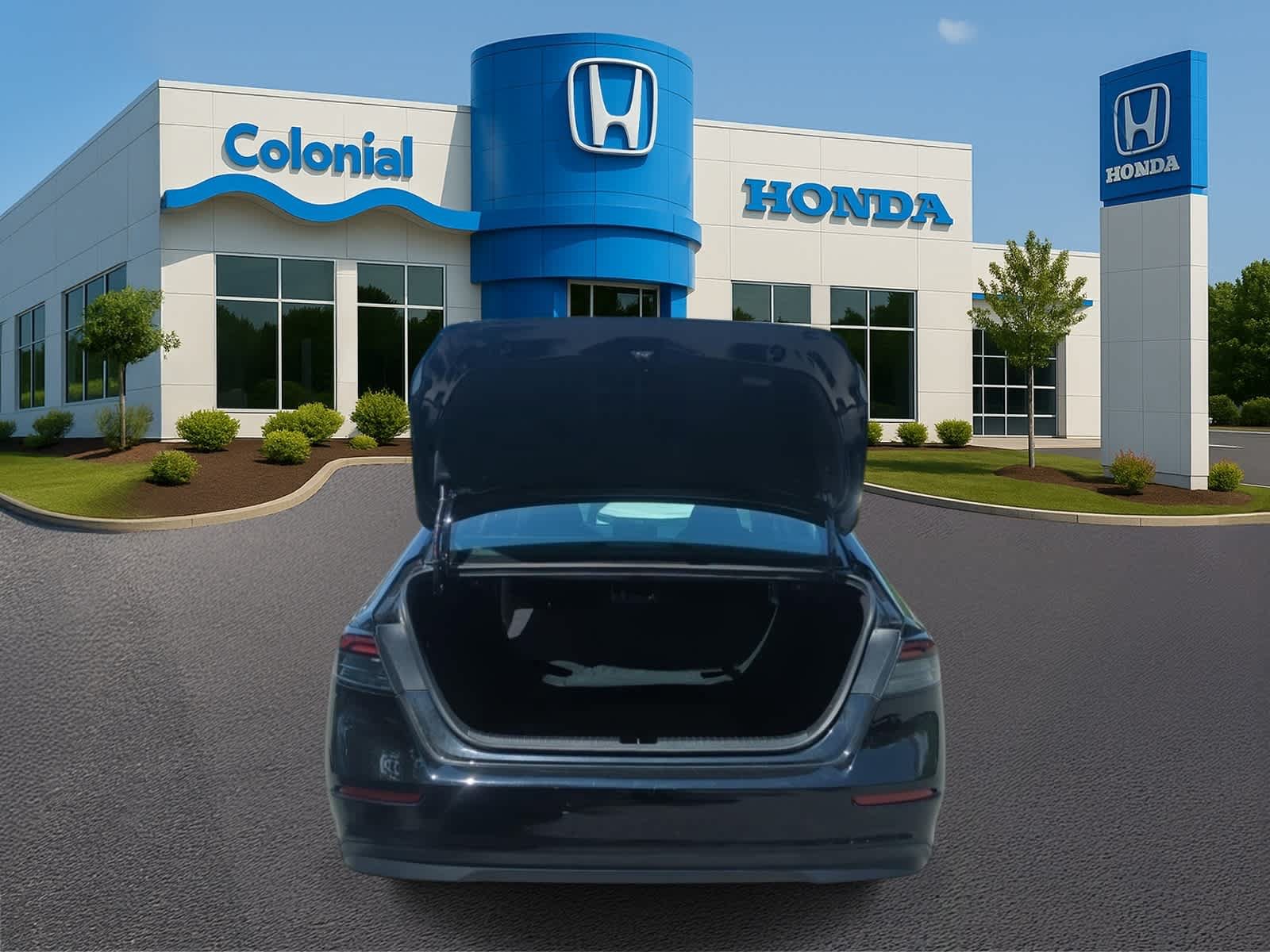 Used 2023 Honda Accord EX image 37