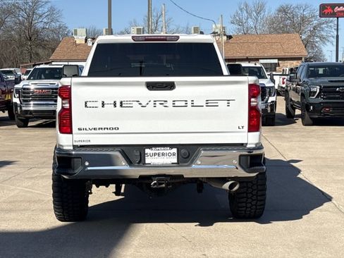 Used 2020 Chevrolet Silverado 2500 LT w/ Convenience Package image 4
