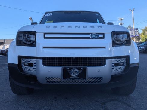 Used 2020 Land Rover Defender 110 HSE image 4