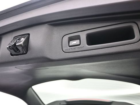 Certified 2021 Honda CR-V Touring image 17