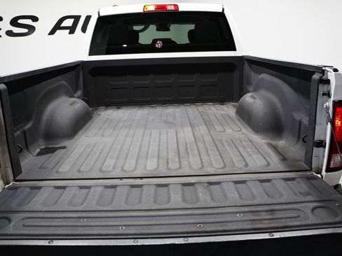 Used 2019 RAM 1500 Tradesman w/ Popular Equipment Group image 13