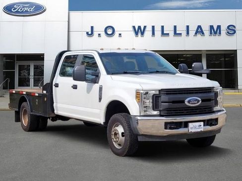 Used 2019 Ford F350 XL image 1
