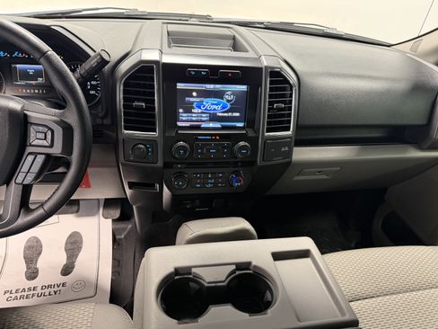 Used 2015 Ford F150 XLT w/ Equipment Group 302A Luxury image 4