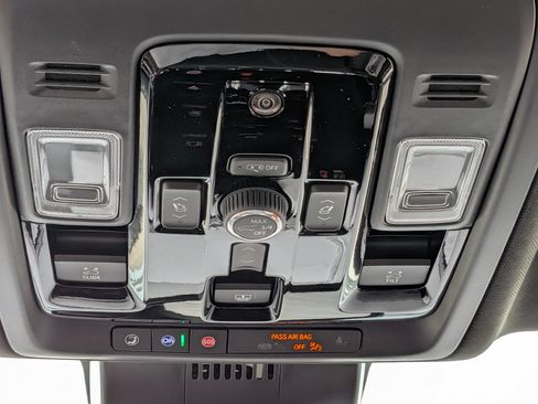 New 2026 GMC Yukon Denali w/ Sun & Power Step Package AWD/4WD image 33