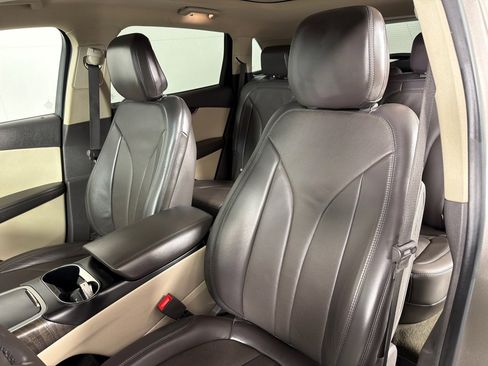 Used 2020 Lincoln Nautilus Reserve image 13