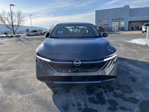 New 2026 Nissan Sentra SL w/ Floor Mat Package image 9