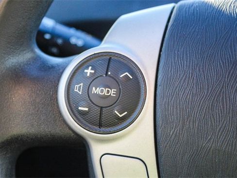 Used 2015 Toyota Prius Two image 33