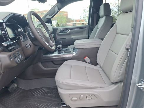 New 2026 Chevrolet Silverado 1500 LTZ w/ LTZ Premium Package image 16