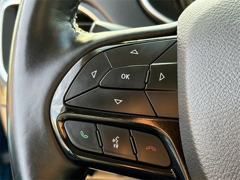 Used 2021 Jeep Cherokee Latitude Plus image 28