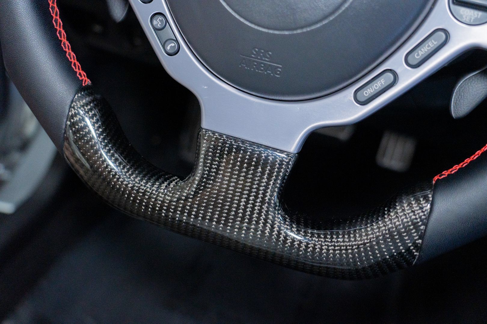 Used 2009 Nissan GT-R Premium AWD/4WD image 43