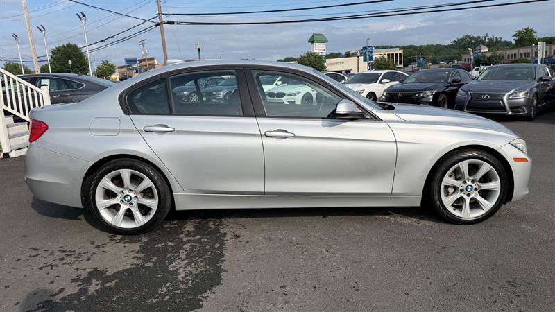 Used 2014 BMW 335i xDrive Sedan AWD/4WD image 7
