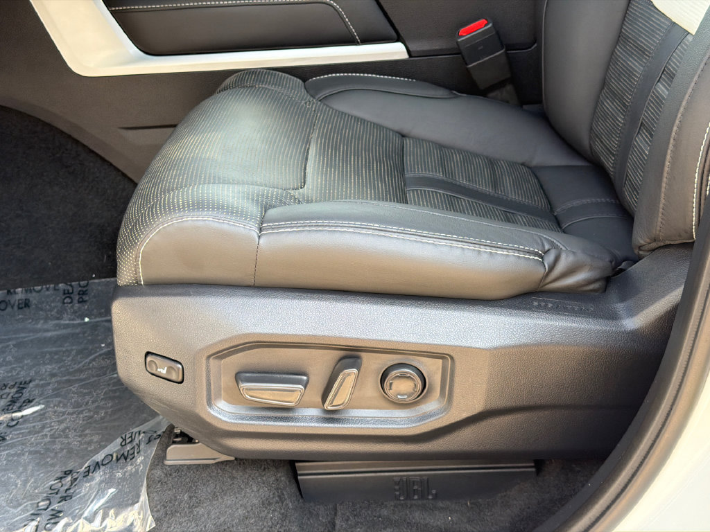 Used 2025 Toyota Sequoia Capstone AWD/4WD image 21