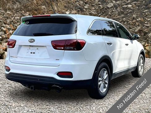 Used 2019 Kia Sorento AWD image 2