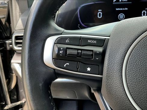 Certified 2023 Kia Sportage EX AWD/4WD image 11