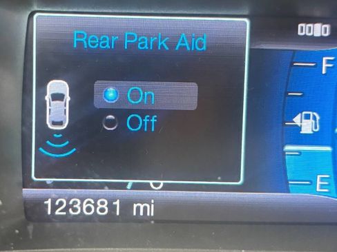 Used 2013 Ford Edge Limited AWD/4WD image 21