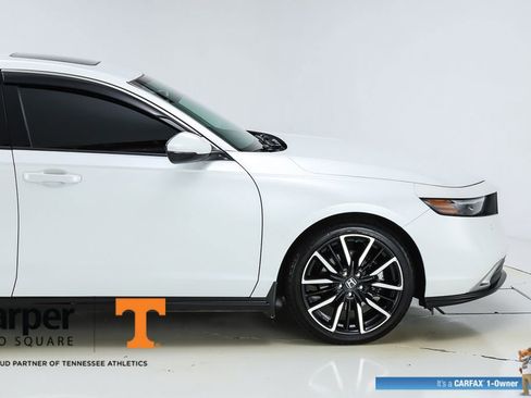 Used 2023 Honda Accord Touring image 12
