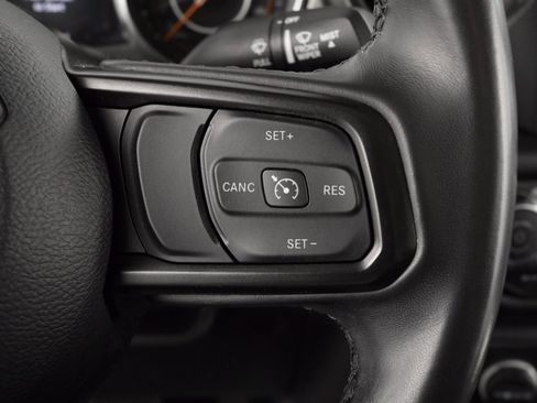 Certified 2021 Jeep Gladiator Sport image 24