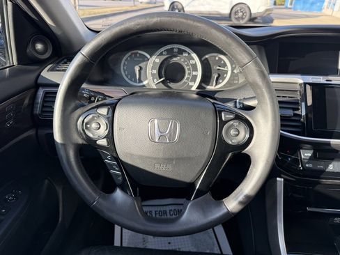 Used 2017 Honda Accord EX-L image 19