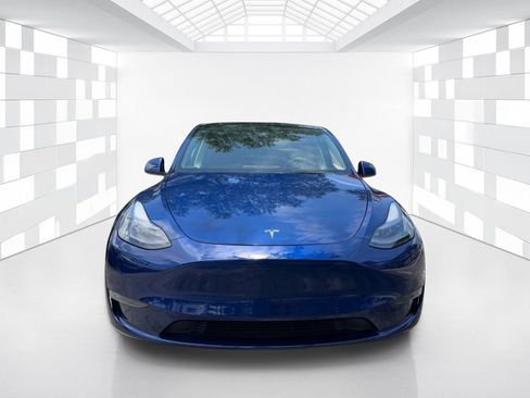 Used 2021 Tesla Model Y Performance AWD/4WD image 2