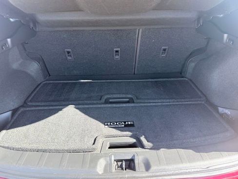 Used 2022 Nissan Rogue Sport SV image 22