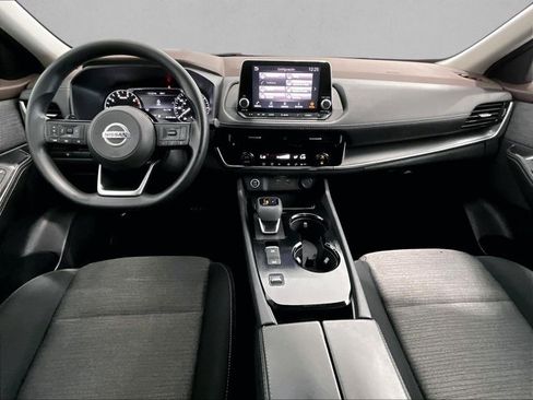 Used 2021 Nissan Rogue SV FWD image 16
