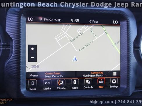 Used 2021 Jeep Wrangler Unlimited Sahara image 35