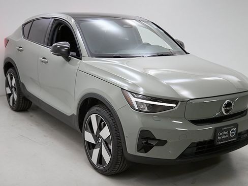 Certified 2023 Volvo C40 P8 Recharge Ultimate image 4