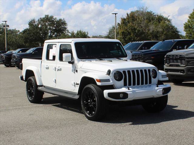 Certified 2023 Jeep Gladiator Overland AWD/4WD image 2