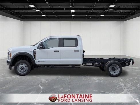 New 2025 Ford F550 4x4 Crew Cab image 2