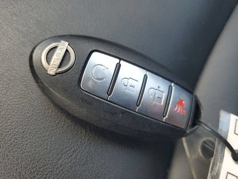 Used 2024 Nissan Armada SV AWD/4WD image 23