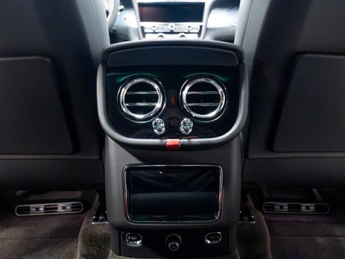 Used 2021 Bentley Bentayga Speed AWD/4WD image 35