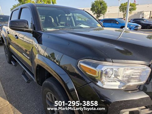 Used 2023 Toyota Tacoma SR5 RWD image 4