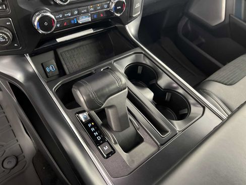 Used 2022 Ford F150 Raptor w/ Raptor 37 Performance Package AWD/4WD image 26