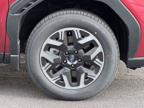 Used 2026 Subaru Forester Premium AWD/4WD image 7