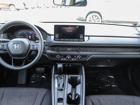 Used 2025 Honda Accord LX image 14