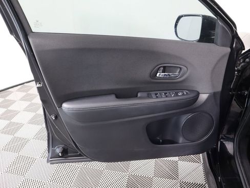 Used 2020 Honda HR-V Sport image 24