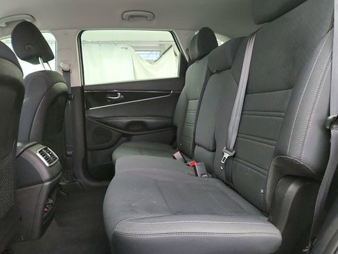 Used 2019 Kia Sorento LX w/ Option Group 020 image 21