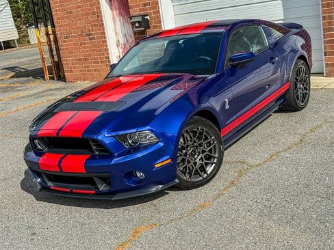 Used 2014 Ford Mustang Shelby GT500 w/ Equipment Group 821A image 6