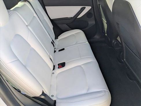 Used 2020 Tesla Model Y Performance image 21